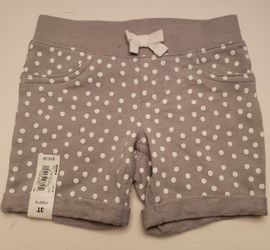 Jumping Beans NWT polka dot shorts 3T
