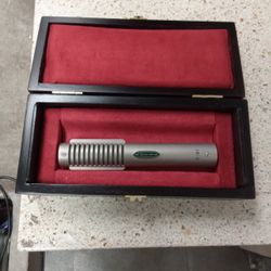 Royer R-121 Studio Ribbon Microphone 