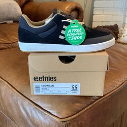 Etnies Kids Marana Skate Shoes