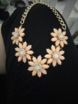 Statement necklace
