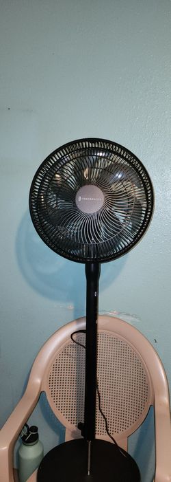 Taotonics Stand Fan . Pedestal Fan 009, Oscillating Standing Fan with Remote Control, Quiet 9 Speed Levels