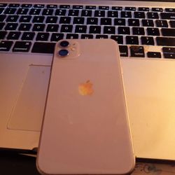 Sale , Sunday June 22 $69 !!!   Great Deal Purple iPhone 11 64 GB  With Case & Box  - Scratched Screen - Fully Functional 