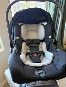 Nuna Pipa RX car seat