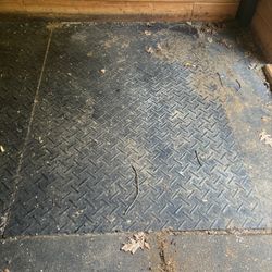 Rubber stall mats