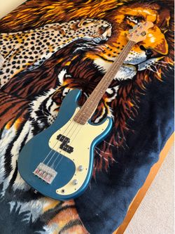 Planet Rock 4-String Electric Bass Guitar