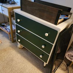 Free dresser