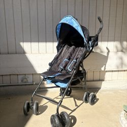 stroller 