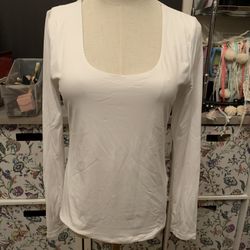 Long White Shirt With Square Neck 