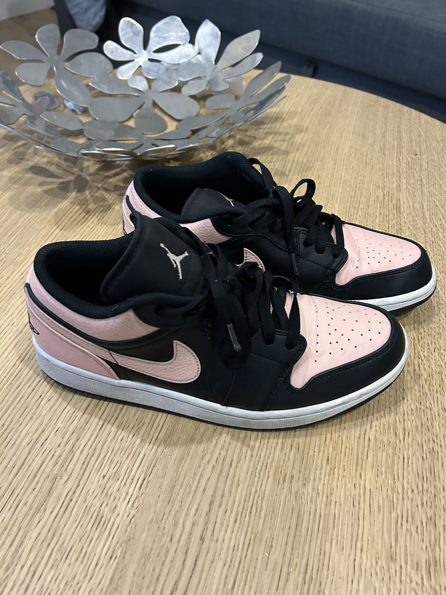 Air Jordan 1 Crimson Tint