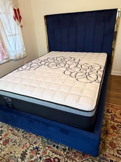 Queen Size Mattress Pillow Top New