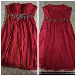Womens Dress..red ..Size 12.. Beautiful Graduation.. Party Dress