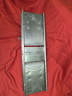 Bron Couckle professional mandoline