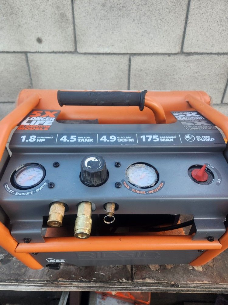 RIDGID Air Compressor (Twin Tanks)