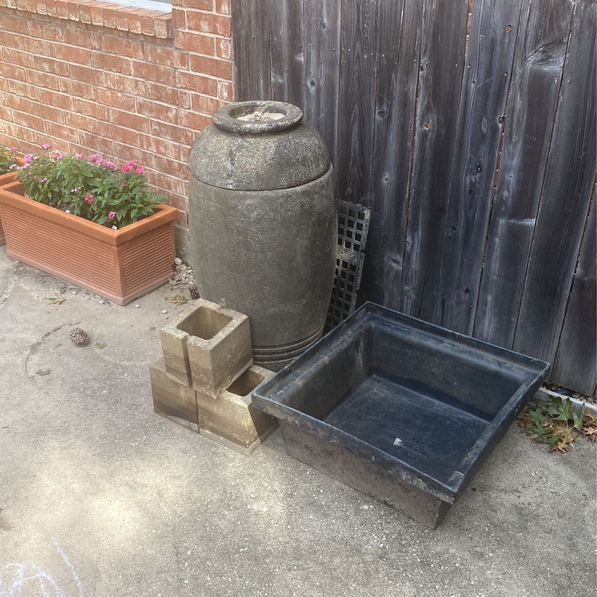 Concrete Fountain (pump and basin included)
