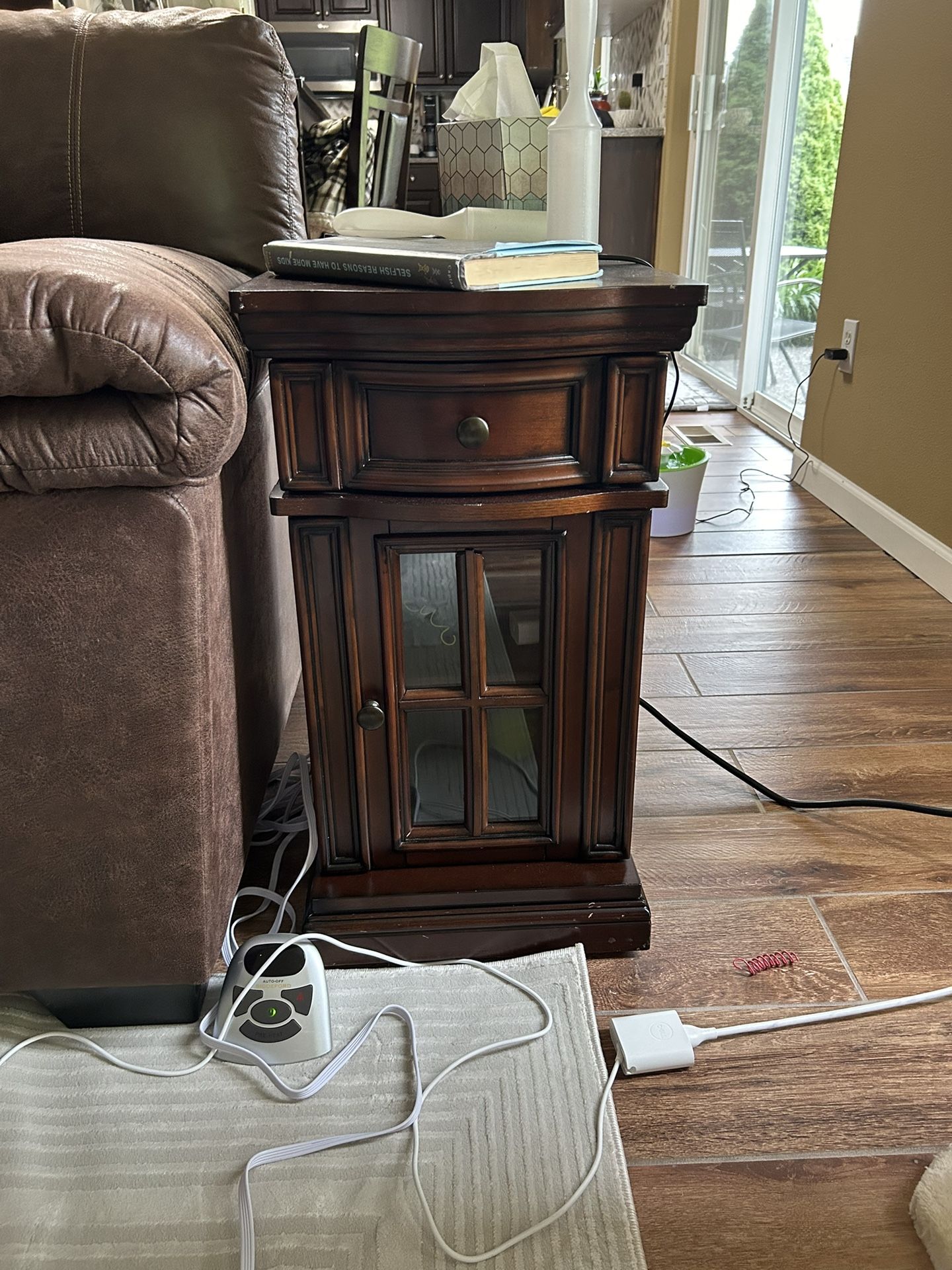 End Table With Power Supply