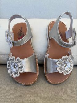 Little Girls Dress Sandals Size 12 Silver