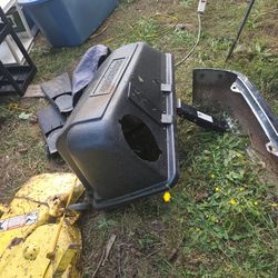 Emplaments And Jhone Deer Trackers With Moters And Attachments