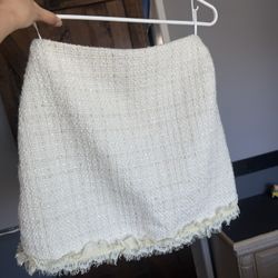 Chic Tweed Mini Skirt – Elegant Winter White  S