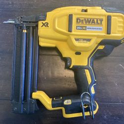 Dewalt  NailGun 