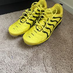 Shoes Must Go 100.00 A Pair 