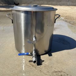 Stainless Steel Brew Kettle ($100 OBO)