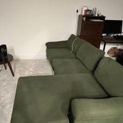 Wayfair couch 2 - Piece Upholstered Sectional