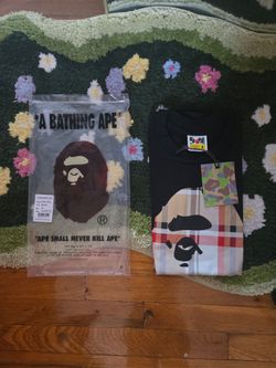 A Bathing Ape Burbbery Black Tshirt size Medium