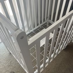 Mini Crib White