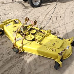 John Deere 72” 4000 Mower Deck