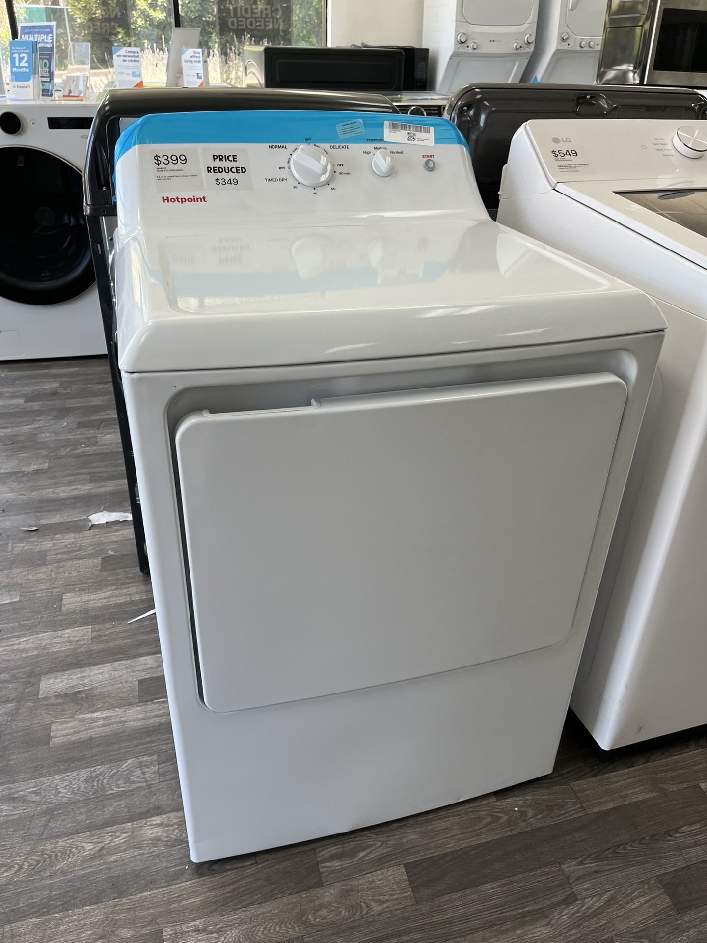 $349 Hotpoint 6.2 Cu Ft Vented Electric Dryer w/ Auto Dry
