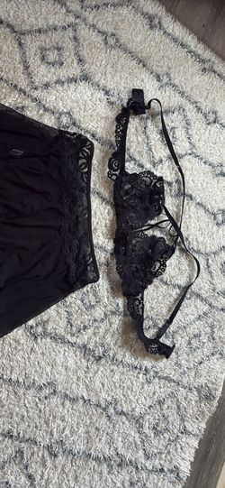 Black Lace Lingerie Outfit