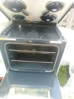 fridge and stoveFrench and stove