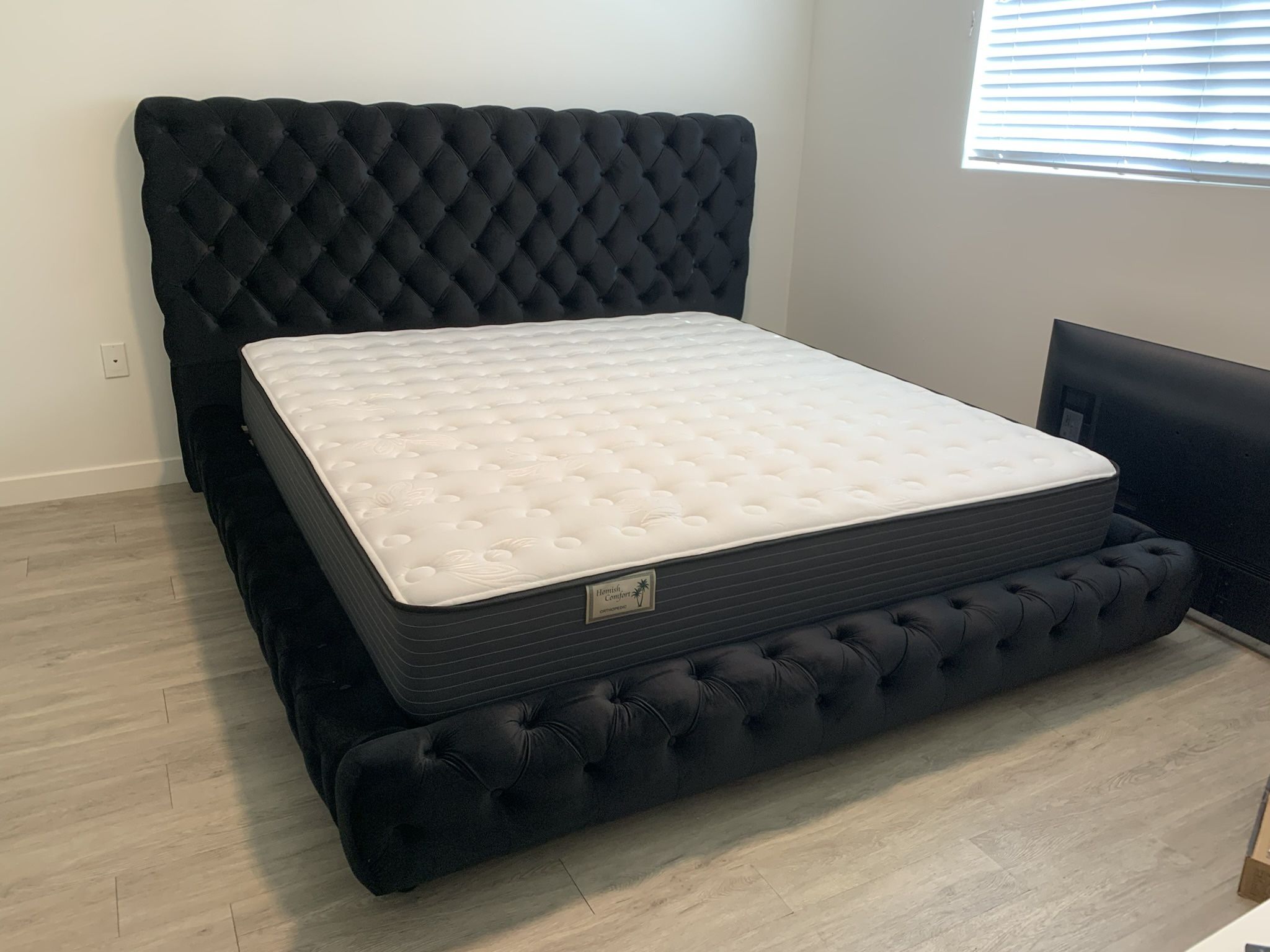 $699 Brand New King Bed Frame With Mattress (Read Description Below)