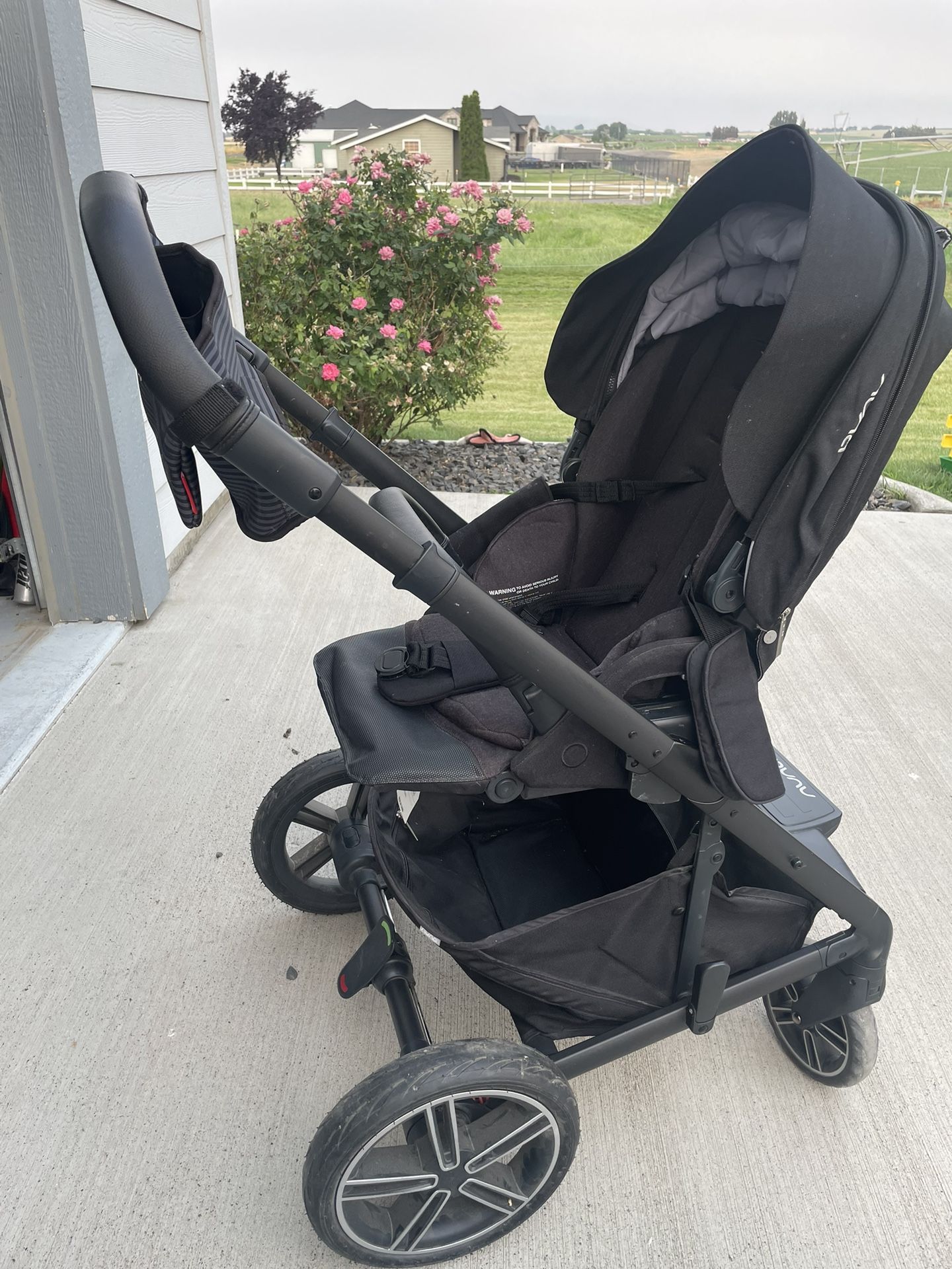 Nuna Pipa Stroller