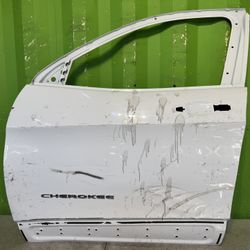 JEEP CHEROKEE DOOR LEFT FRONT 2014 2015 2016 2017 2018 WHITE OEM DAMAGED
