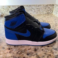 Air Jordan 1 Retro High OG Royal Blue