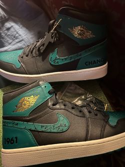 Air Jordans black/Melachite-metalic gold