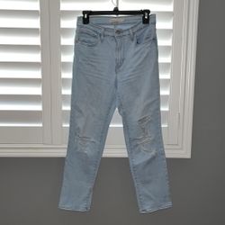 Levis Crop Jeans