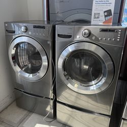 LG Front Load Washer 4.5 Cu Ft And Gas Dryer Set