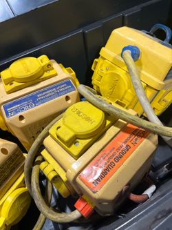 4 OF A KIND - Power Distribution Boxes