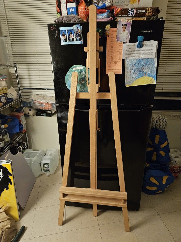 Fully Functional Easel