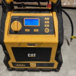 CAT Jumpstarter and Power Station