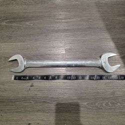 VINTAGE Snap-On VO4852 SAE 1-1/2" × 1-5/8" Double Open End Wrench USA