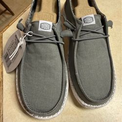 Size 6 Wendy’s Stretch Hey dudes New