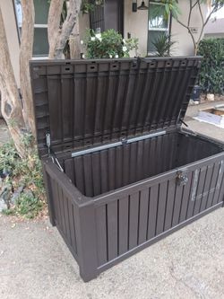 150 gal Lockable Custom Amazon Delivery Box