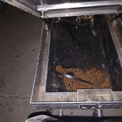 Diamond Plate Pick Up Tool Box