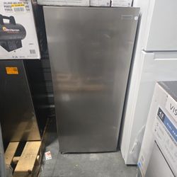 Vassani Small  Refrigerator With No Freezer 