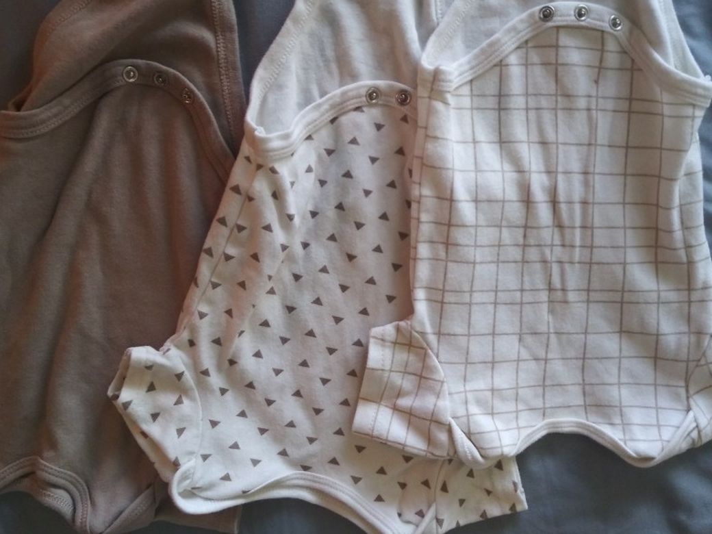 Onsies Neutral 3-6 Months