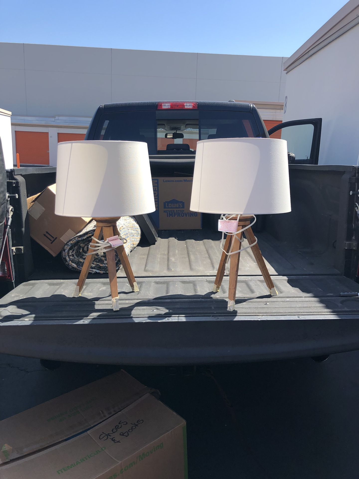 Floor lamp and two table lamp set