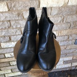 Black Booties Size 7